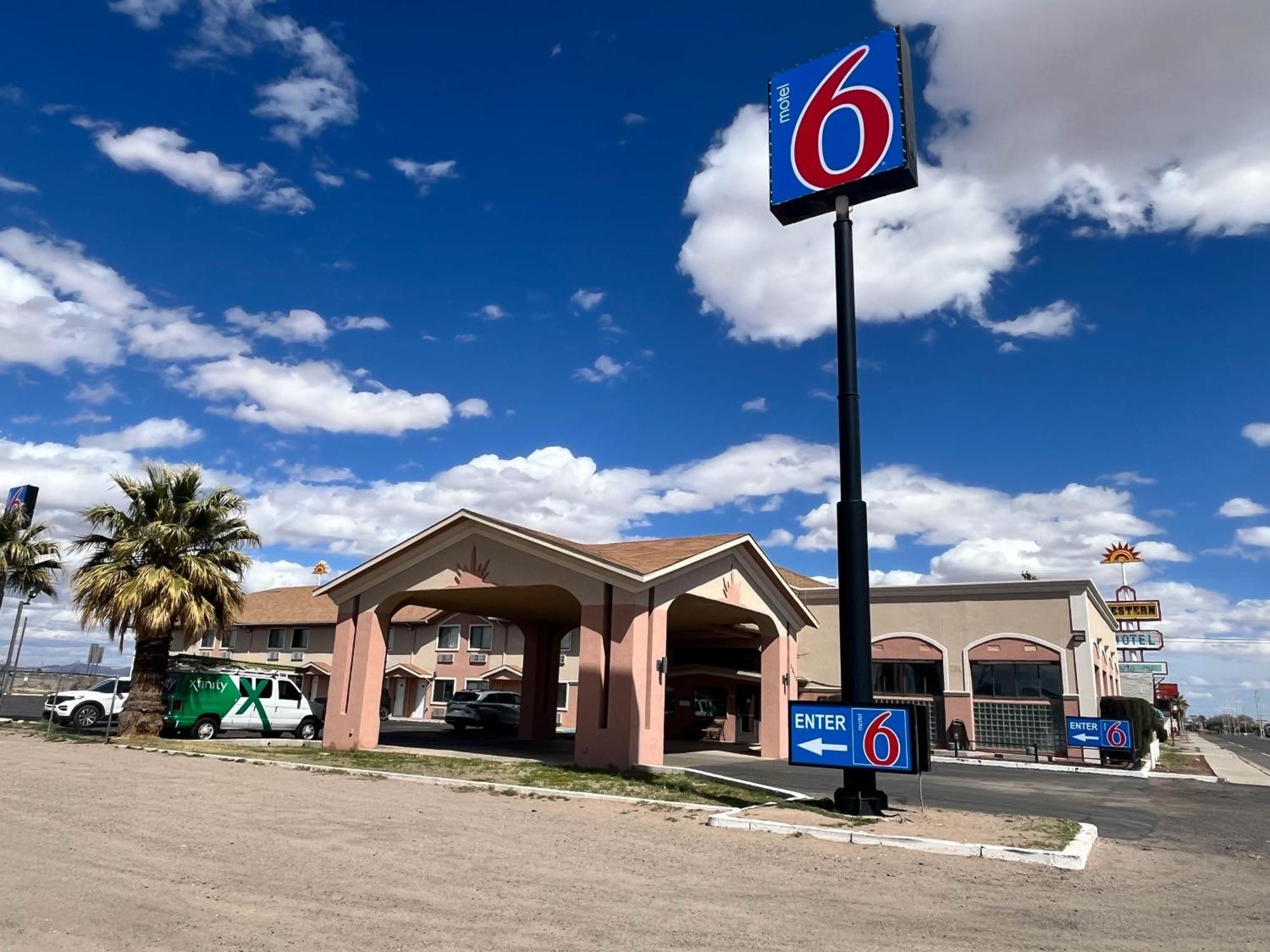 Motel 6 Deming, Nm Экстерьер фото